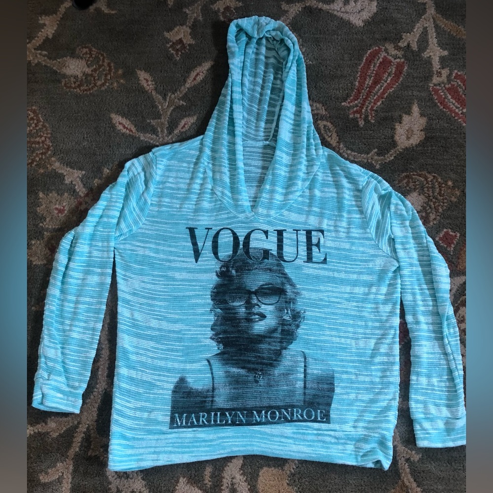 Unbranded Vogue Marilyn Monroe Hooded Shirt